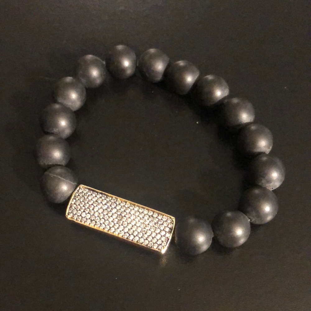 Black Beaded Bracelet with Silver Accent